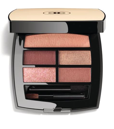 Chanel make up eyeshadow